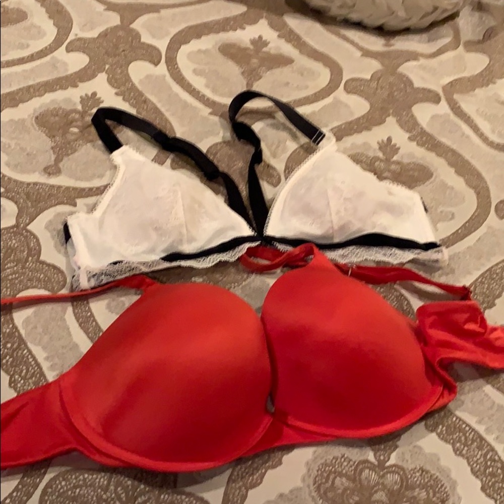 Bras! Bras! Bras!